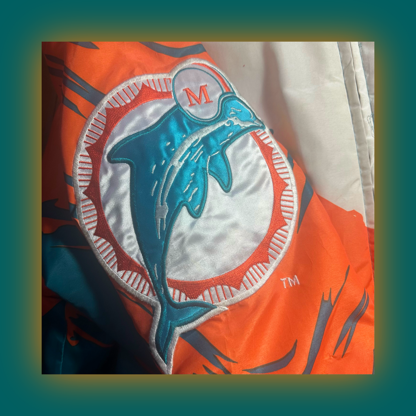 Miami Dolphins Authentic Logo Athletic™️ Splash Puffer Jacket